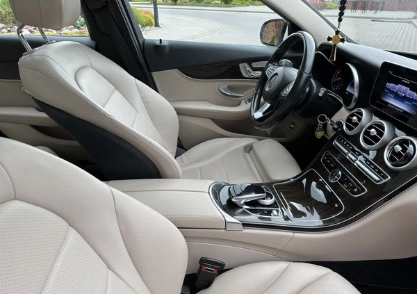 Mercedes-Benz Klasa C cena 84900 przebieg: 136000, rok produkcji 2015 z Chociwel małe 106